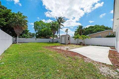 Tiny photo for 7120 SW 21st St, Miami, FL 33155 (MLS # A12005440)