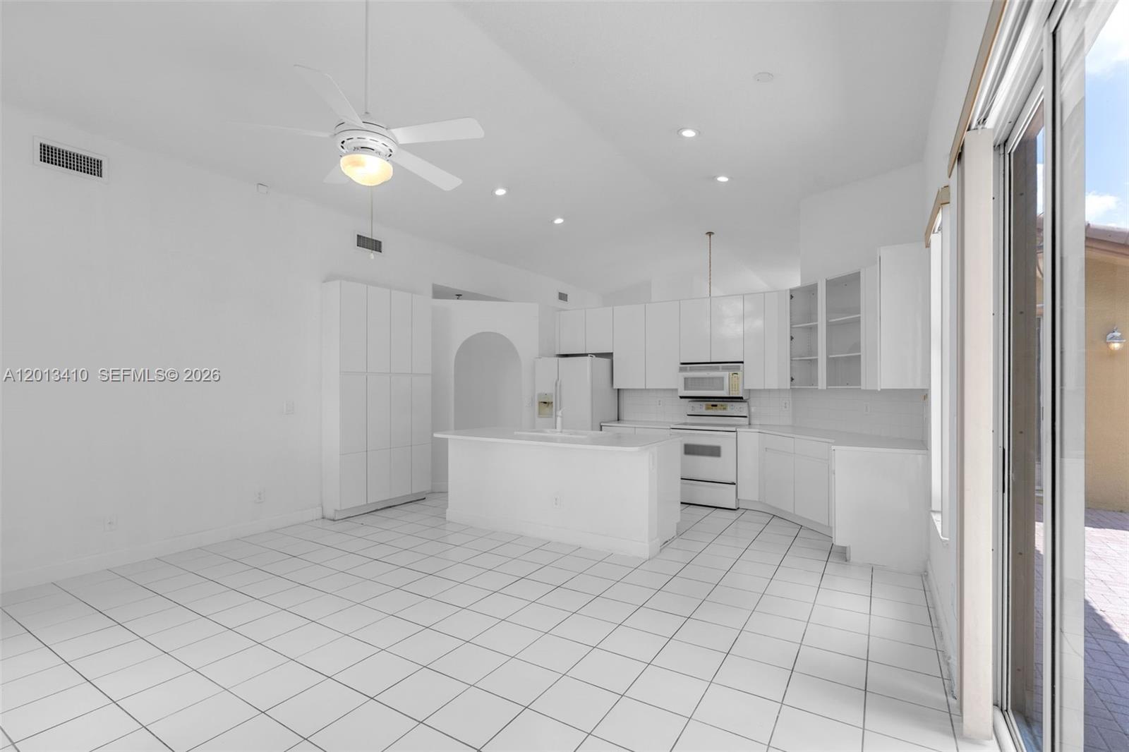 COSTA VERDE SEC 1 - Residential