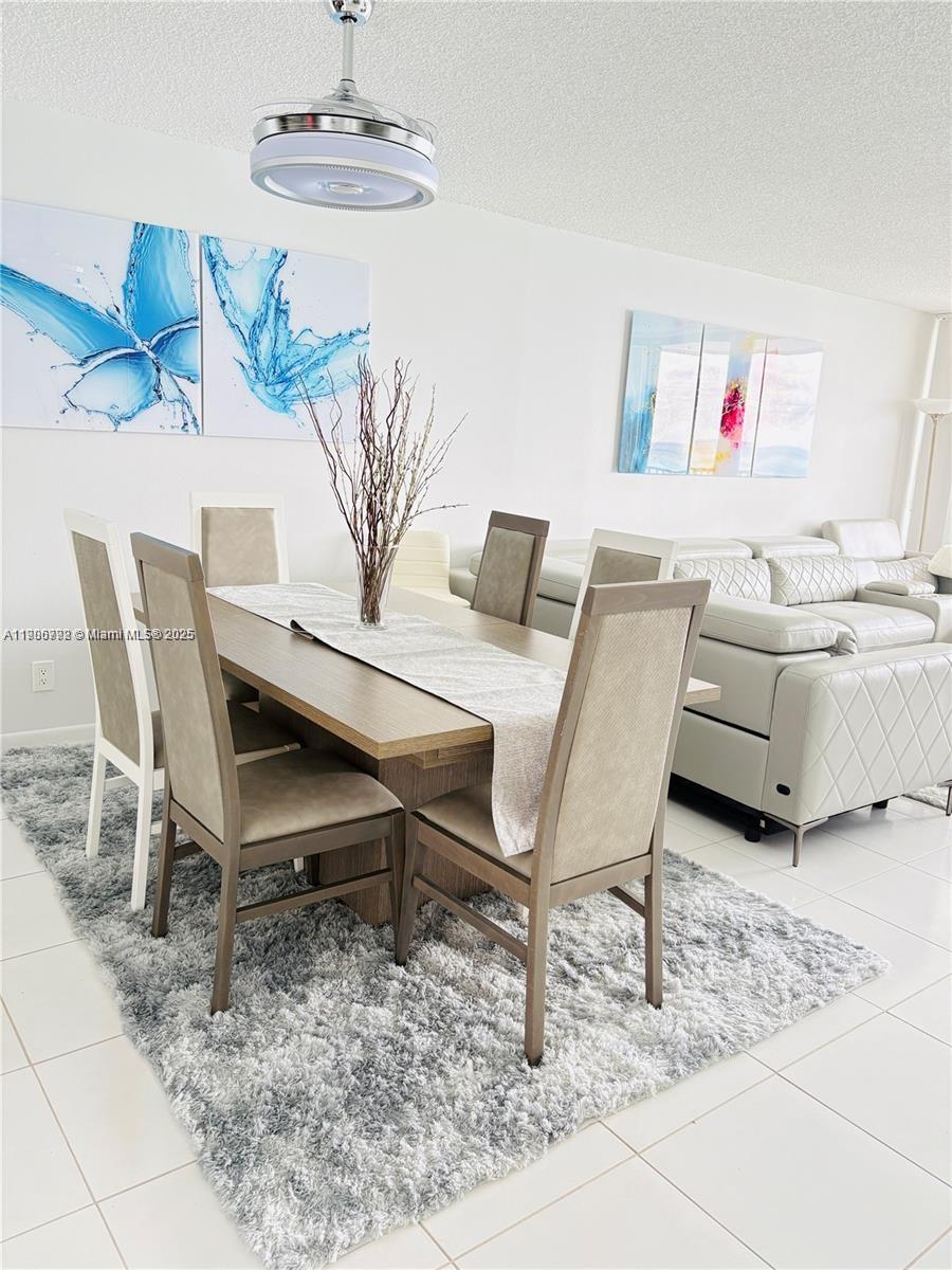 QUADOMAIN TOWER I AND IV - Residential