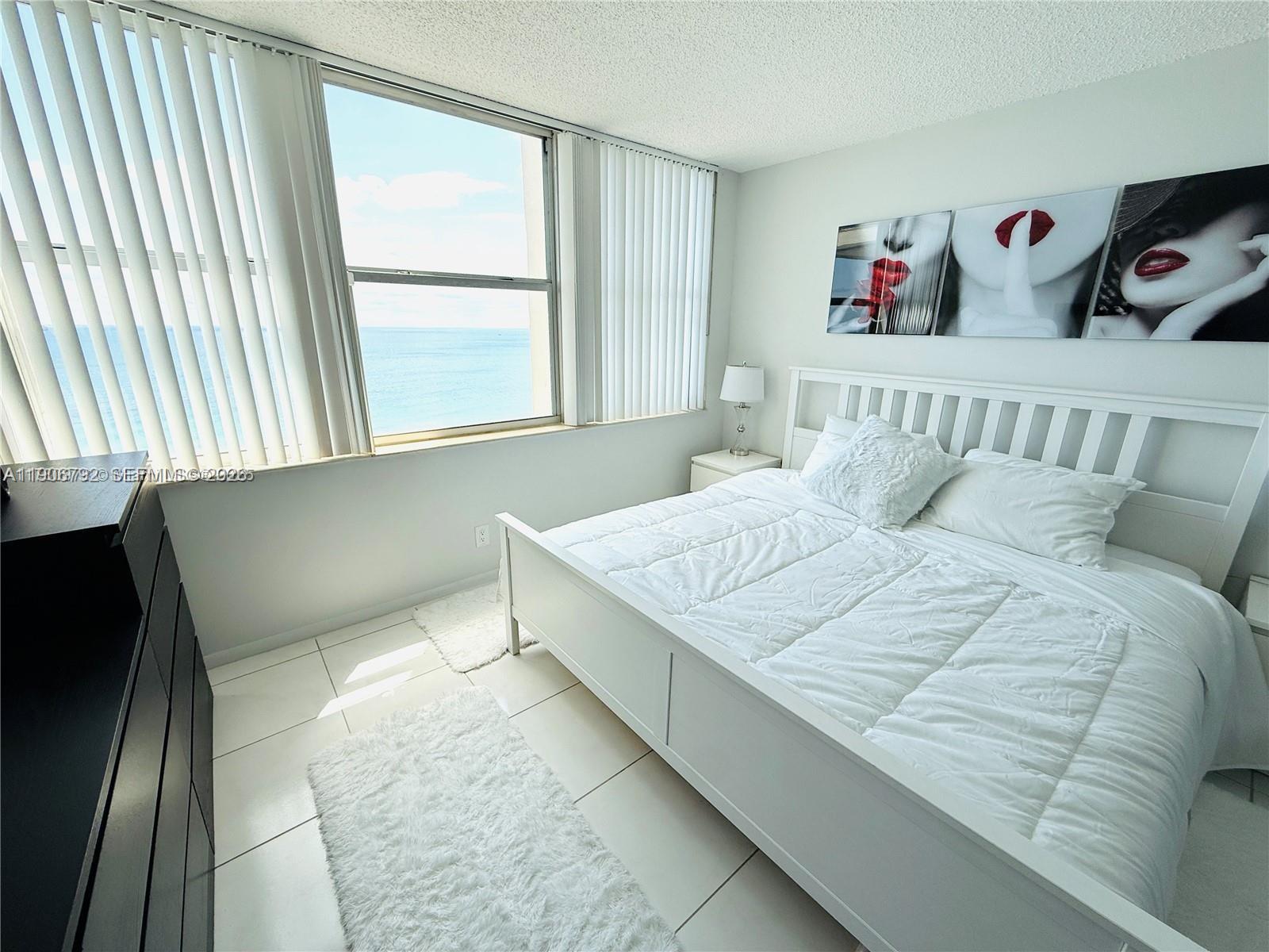 QUADOMAIN TOWER I AND IV - Residential