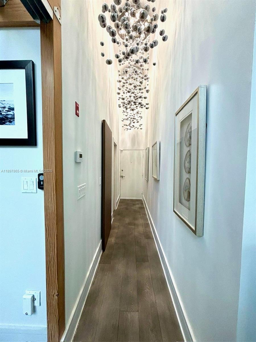 ILONA CONDO - Residential