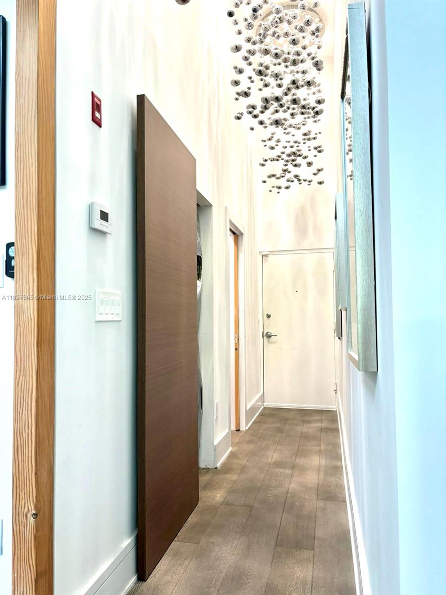 ILONA CONDO - Residential