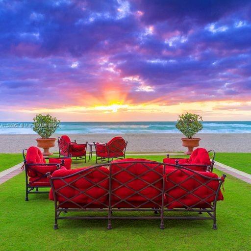 ACQUALINA OCEAN RESIDENCE - Residential