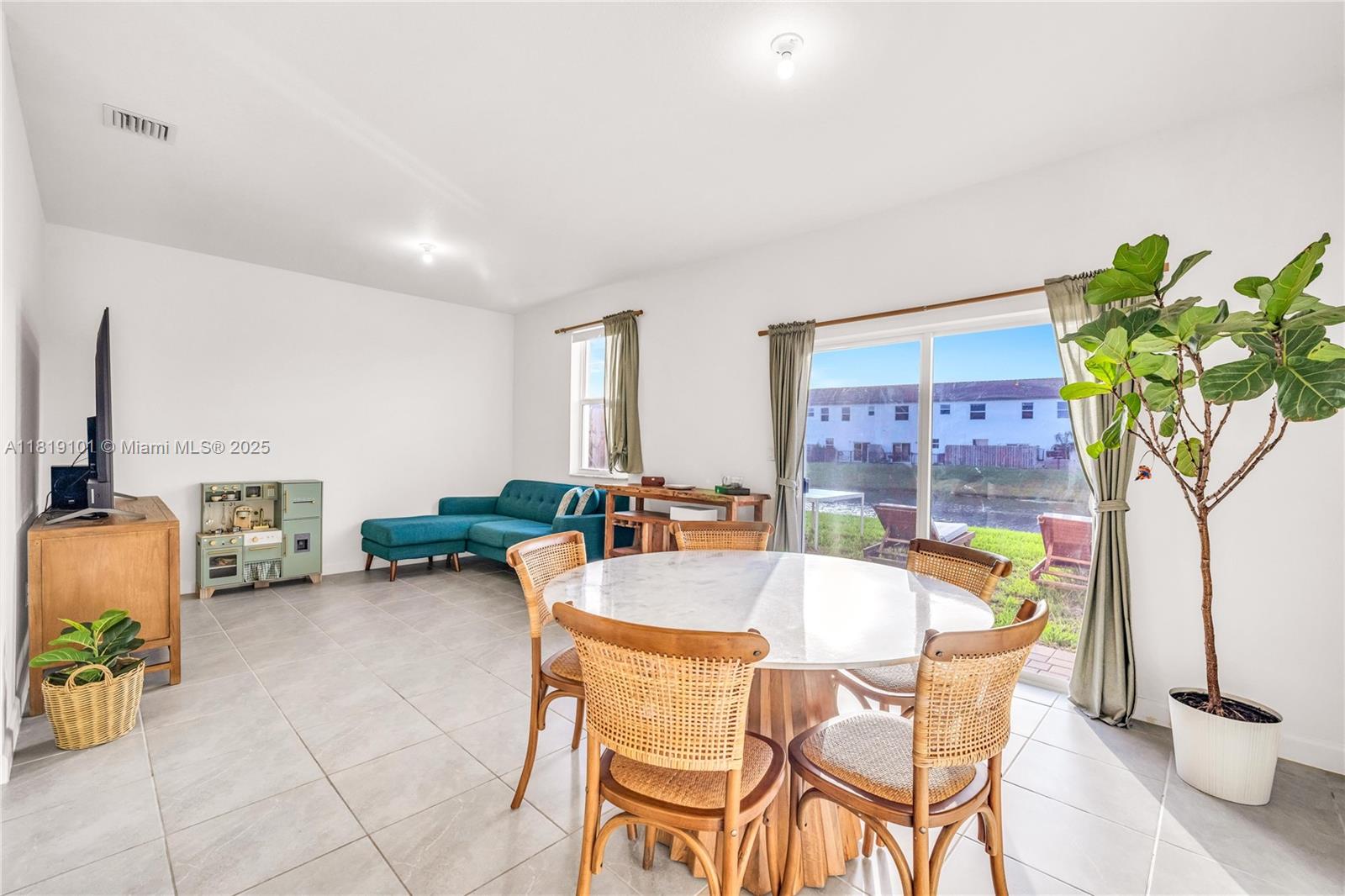 GOLF PARK SEC 1 - Residential