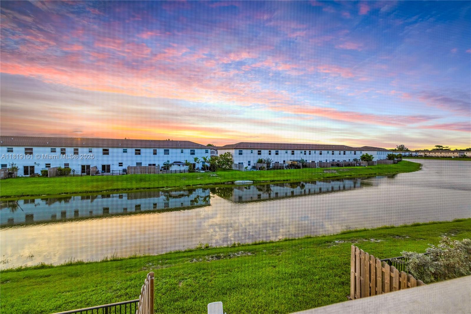 GOLF PARK SEC 1 - Residential