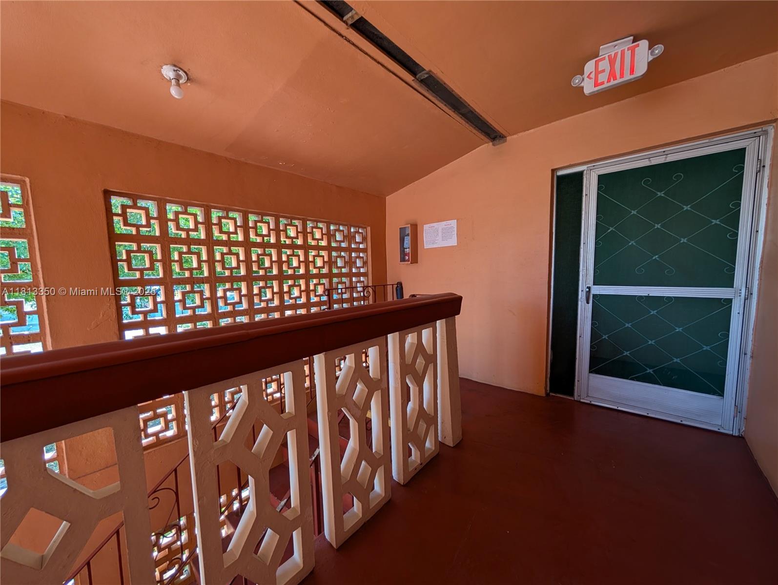 STAR LAKES ESTATES NO 3 C - Residential