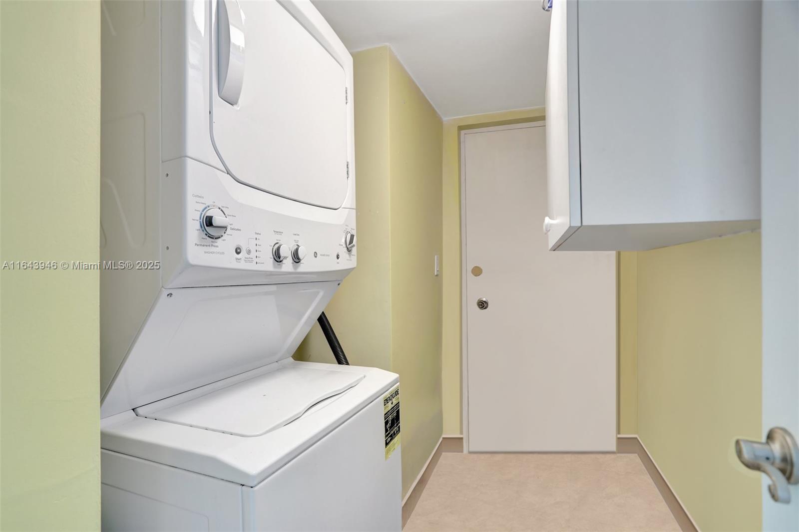 SEA MONARCH CONDO - Residential