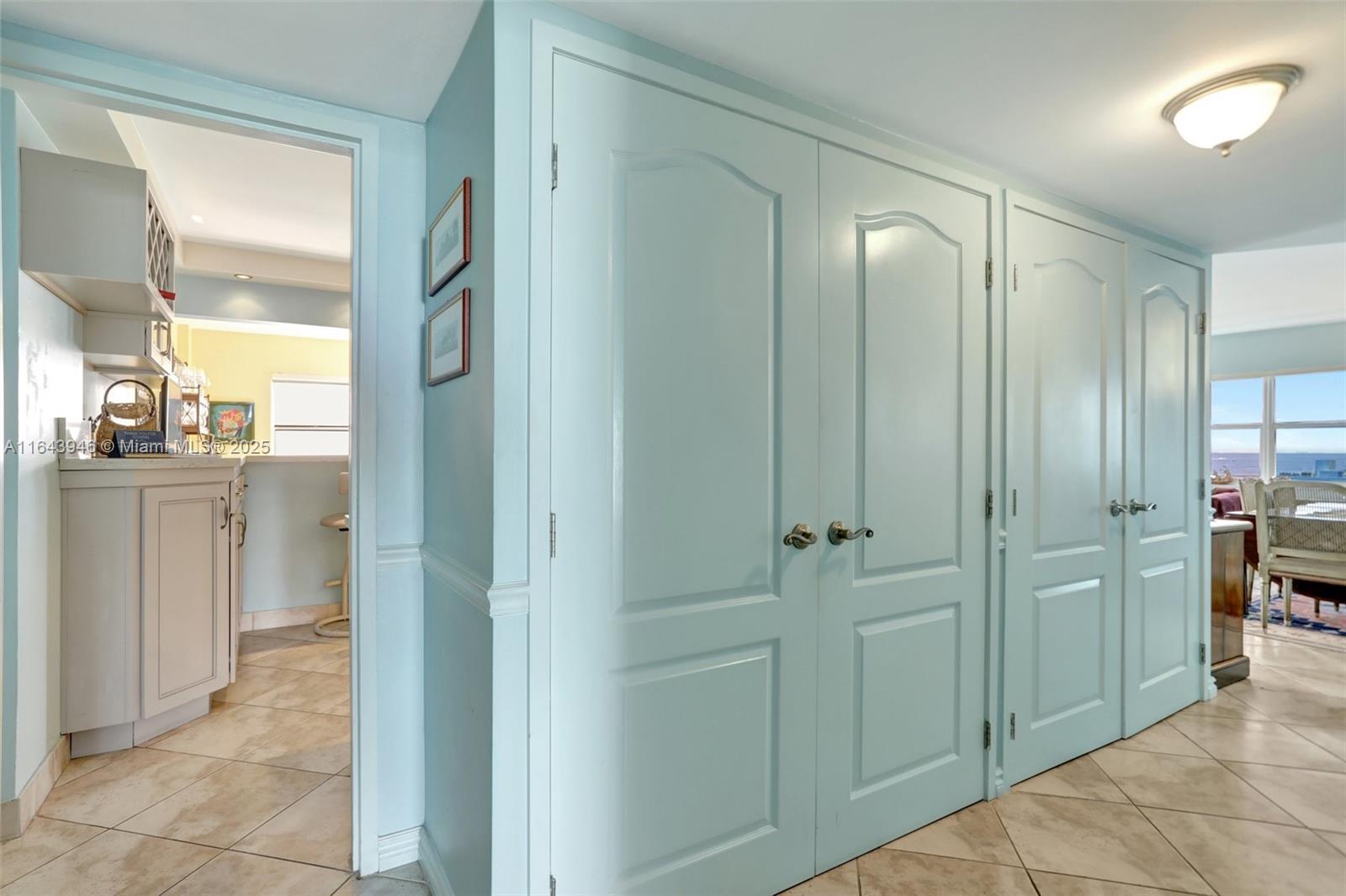 SEA MONARCH CONDO - Residential
