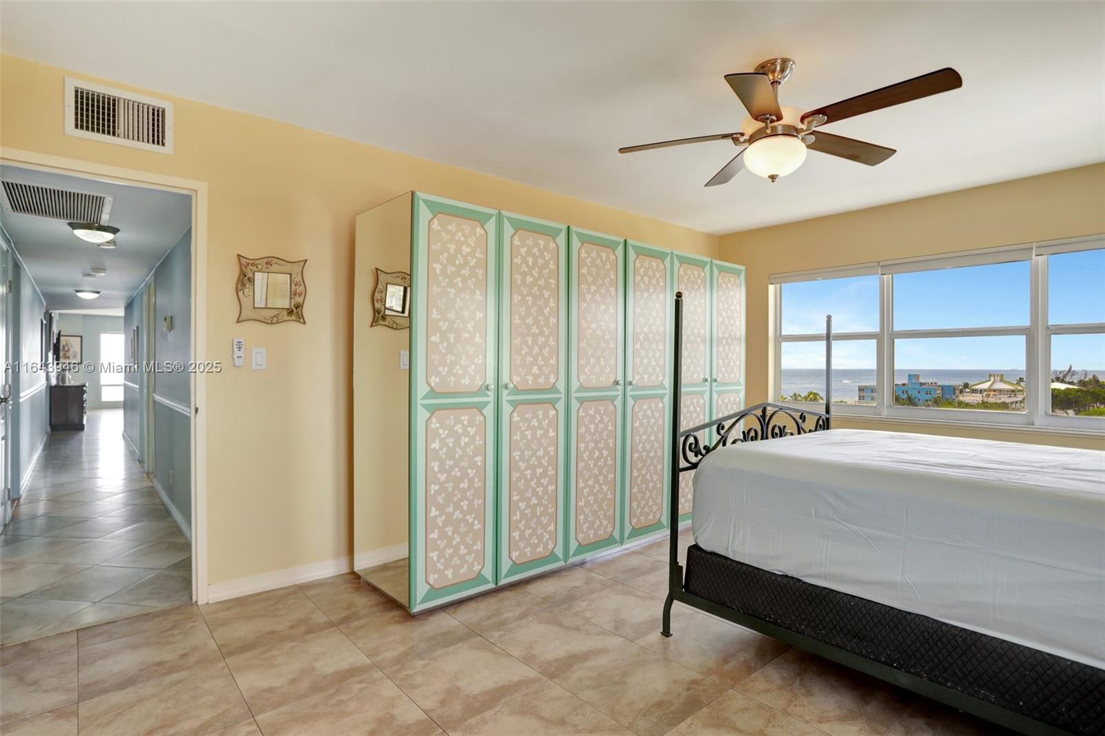 SEA MONARCH CONDO - Residential