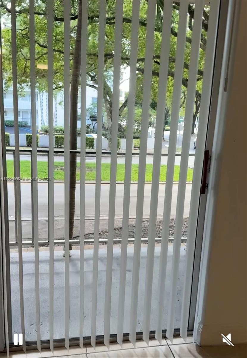 BAYVIEW PALMS CONDO - Residential Lease