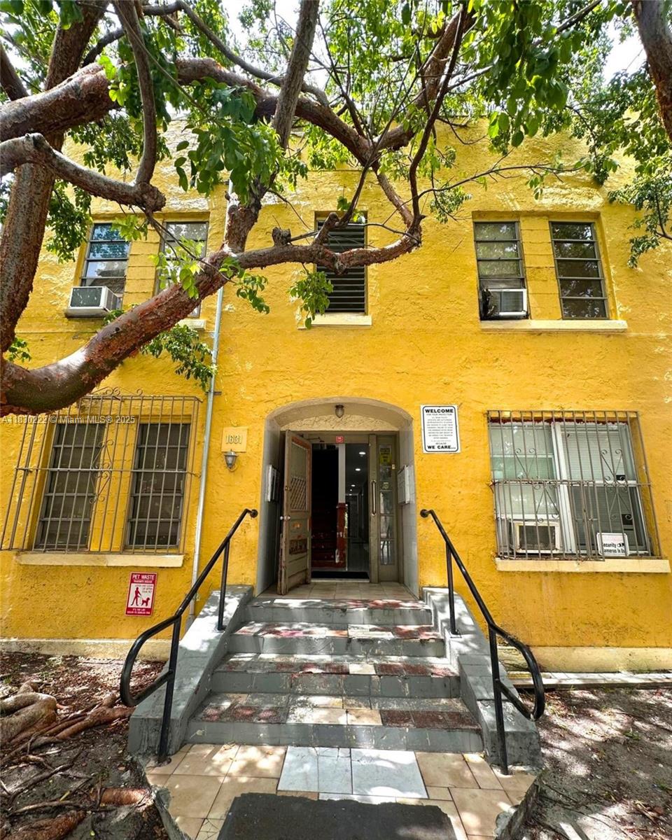 8-unit multifamily in Little Havana, across from Marlins Stadium. All 1 bed/1 bath units, recently renovated, updated electrical, and 2020 roof. Parking for 10+ cars. Rented below market. Zoned T5-L on 7,500 SF lot—build up to 11 units by right / up to 25 with Live Local incentives. 6% in-place cap rate with pro forma potential near 8%. Seller financing available up to 60%. All info on MLS/Matrix for listing is deemed iccurate but not guaranteed and subject to errors, and changes without notice. If any item mentioned in this Matrix/MLS listing is deemed inaccurate, the seller and/or listing brokerage/listing agent and any and all affiliated offices of the listing brokerage are not liable for accuracy. All Realtors and Buyers must verify before submitting formal offers on said property.
