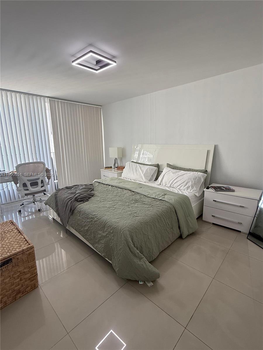 THE GRANDVIEW PALACE COND - Residential