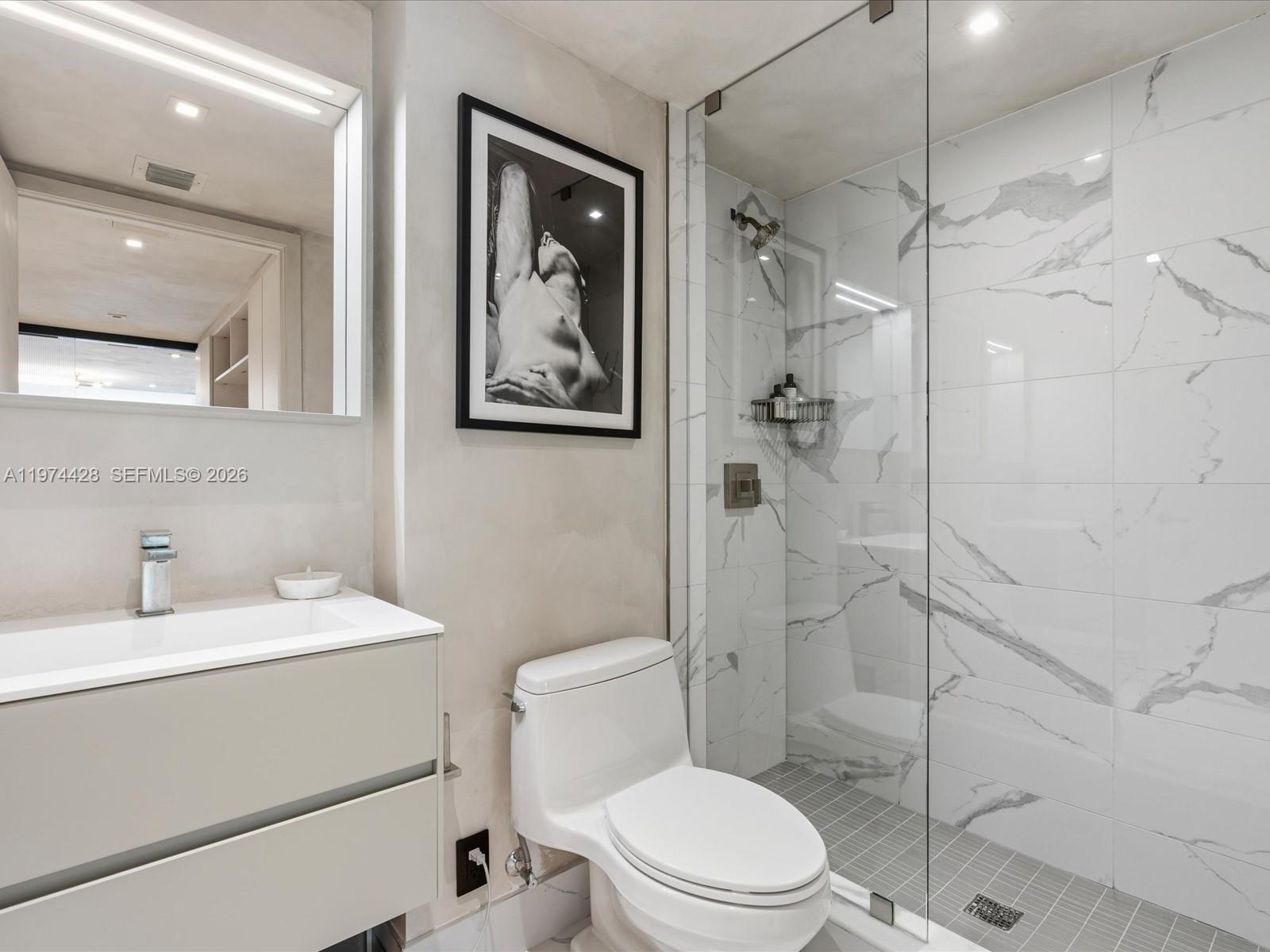 BAY HARBOUR ISLAND - Residential Lease