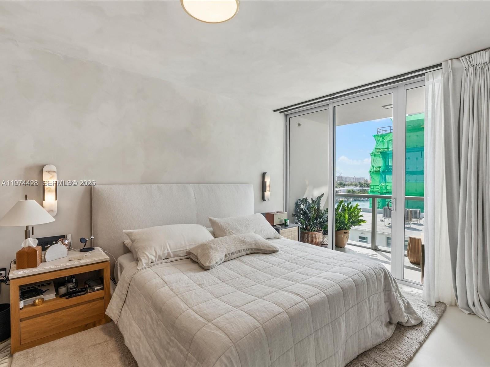 BAY HARBOUR ISLAND - Residential Lease