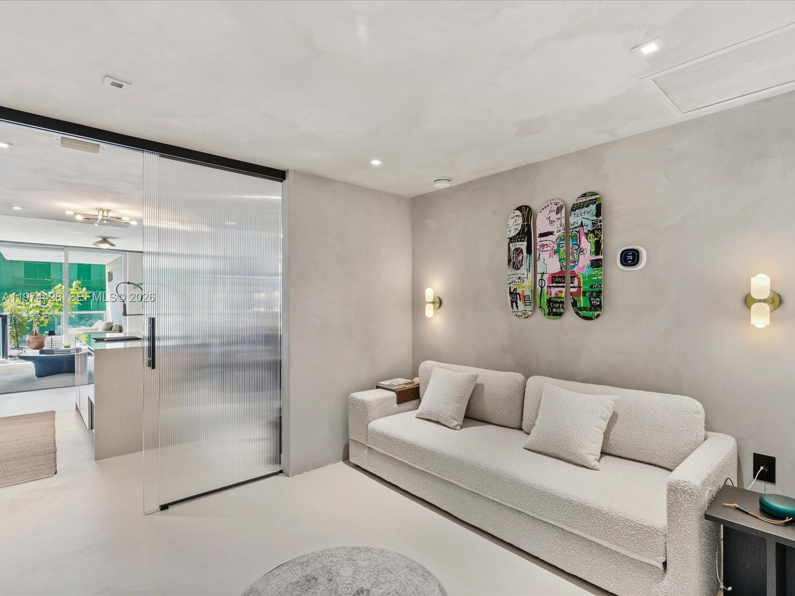 BAY HARBOUR ISLAND - Residential Lease