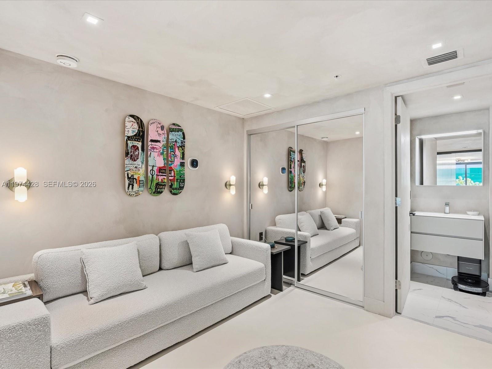 BAY HARBOUR ISLAND - Residential Lease