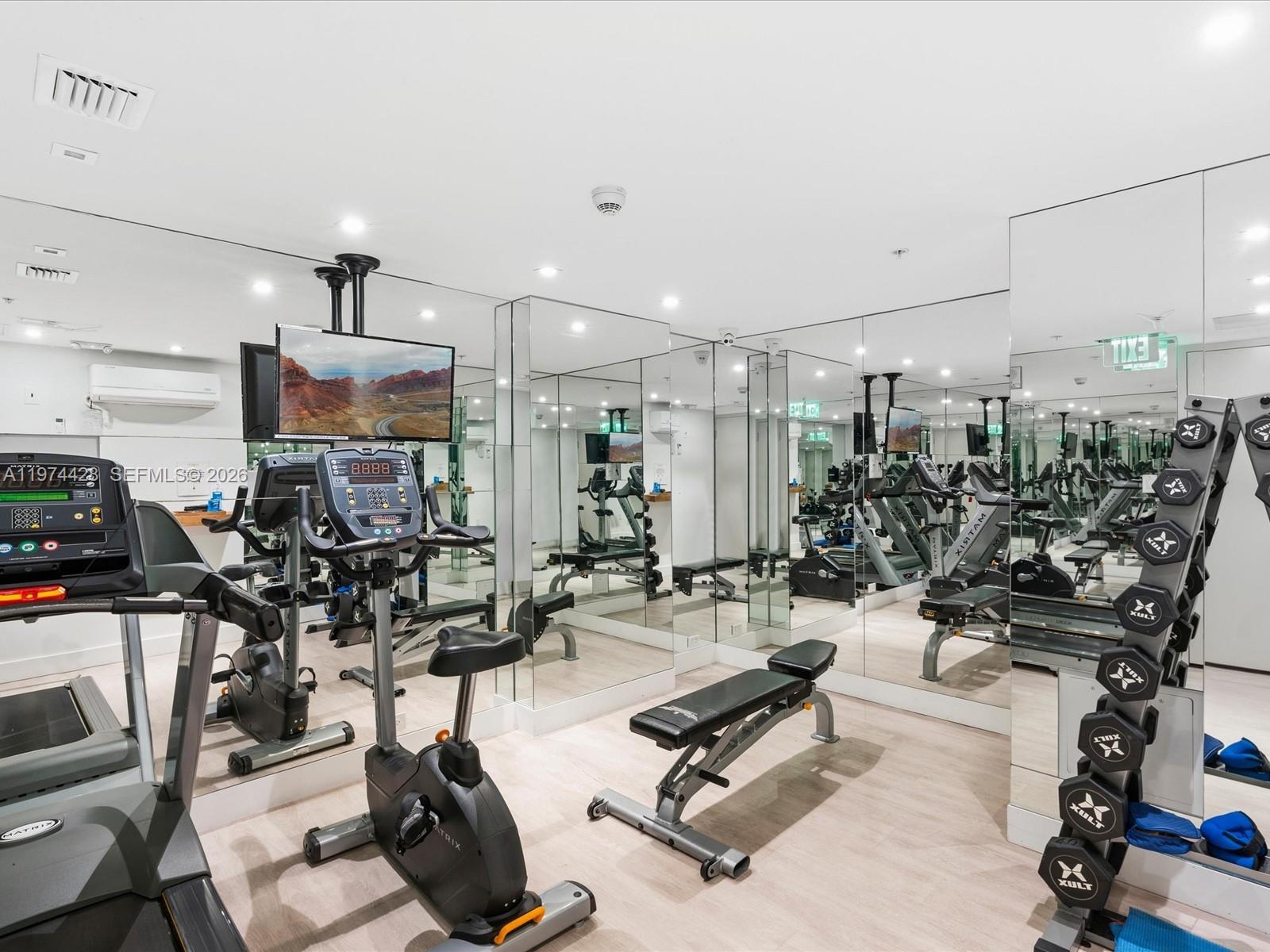 BAY HARBOUR ISLAND - Residential Lease