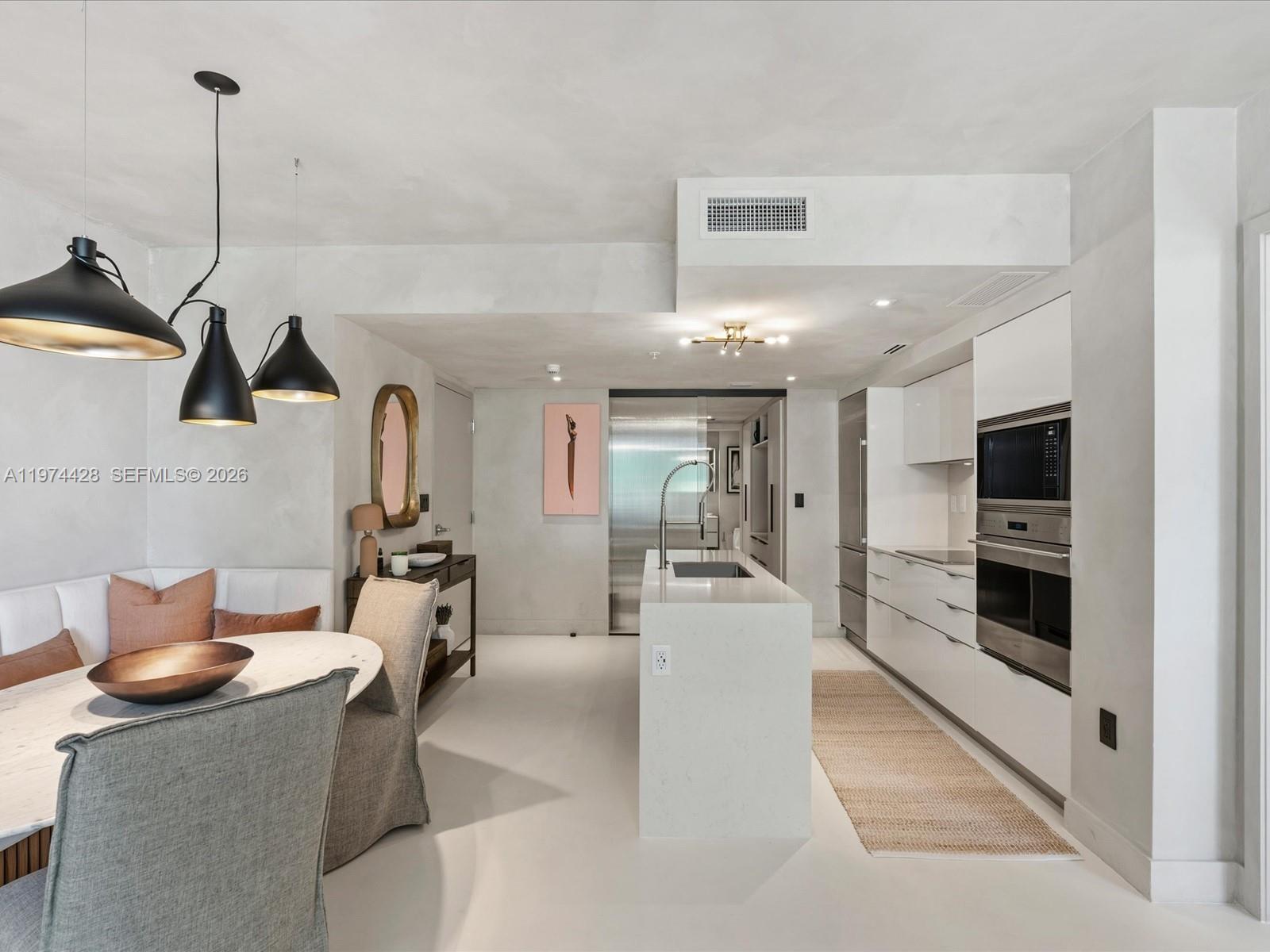 BAY HARBOUR ISLAND - Residential Lease