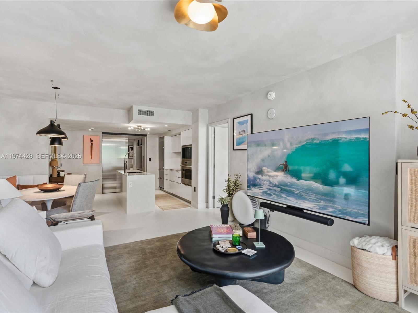 BAY HARBOUR ISLAND - Residential Lease