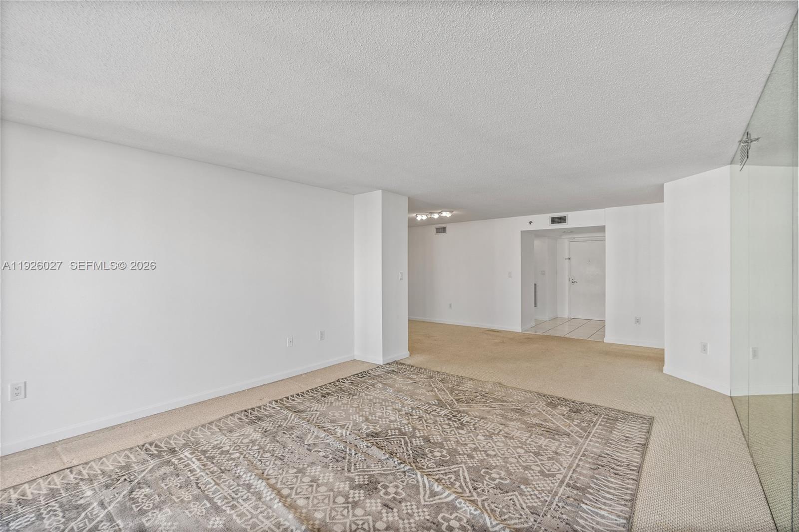 LEXCELLENCE CONDO - Residential