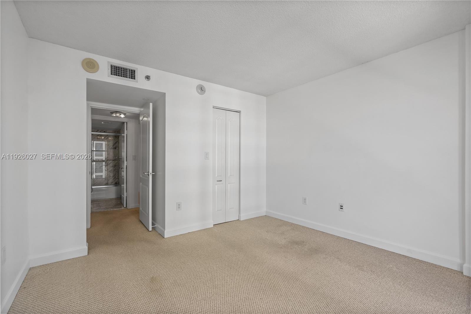 LEXCELLENCE CONDO - Residential