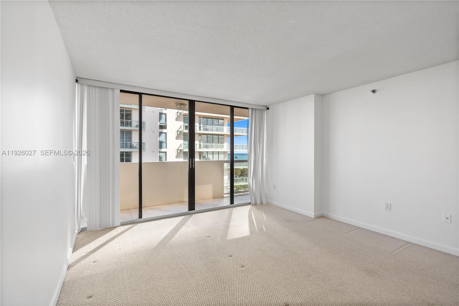 LEXCELLENCE CONDO - Residential