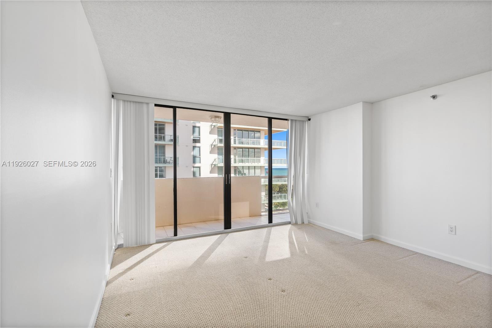 LEXCELLENCE CONDO - Residential