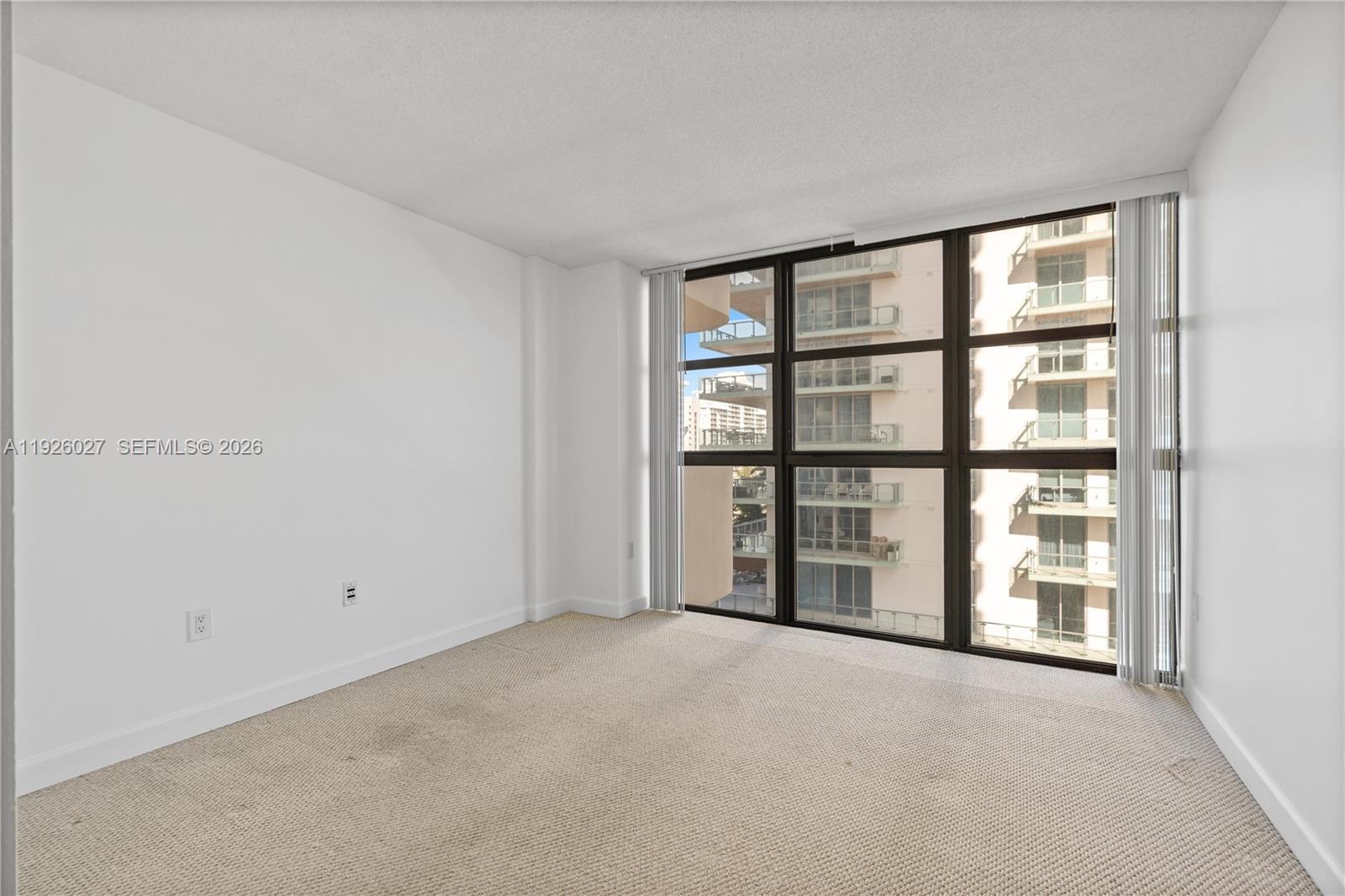 LEXCELLENCE CONDO - Residential