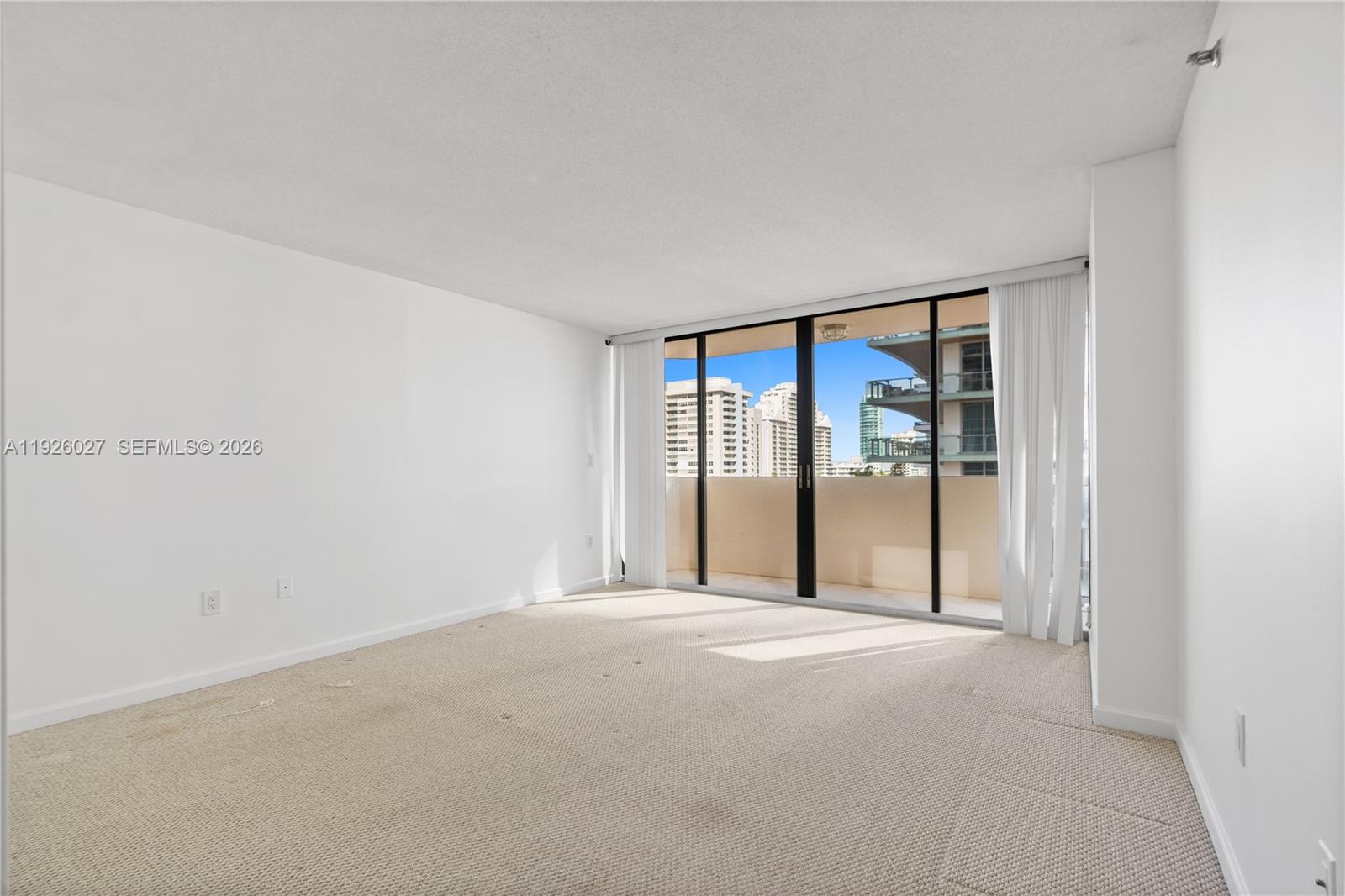 LEXCELLENCE CONDO - Residential