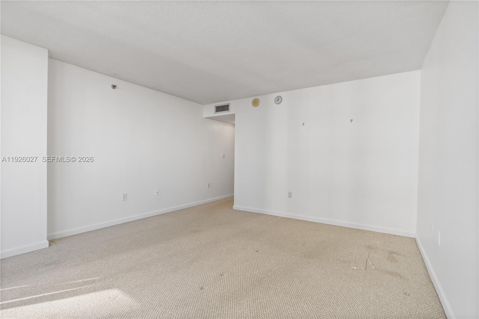 LEXCELLENCE CONDO - Residential