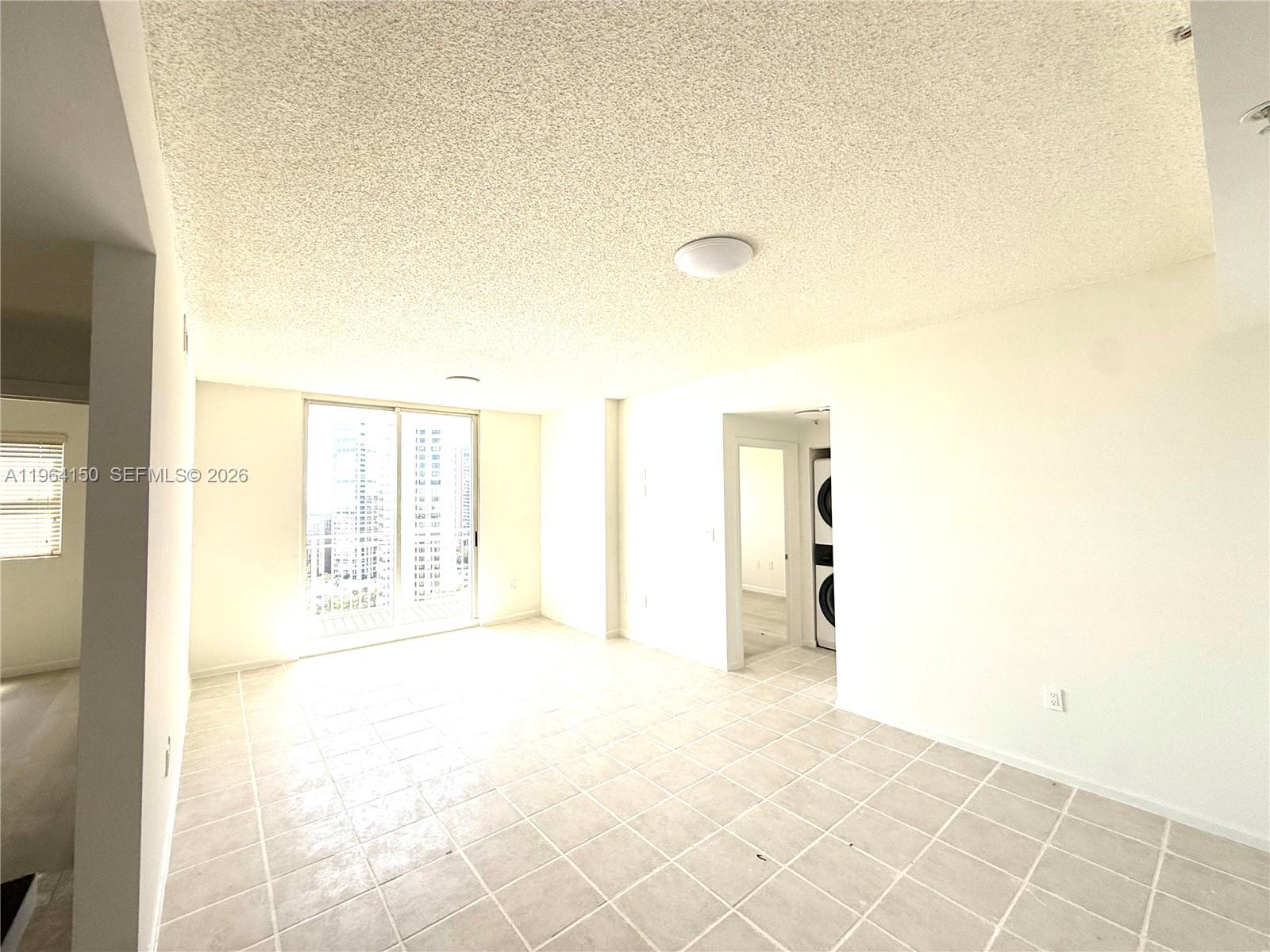 185 SE 14th Ter 1807