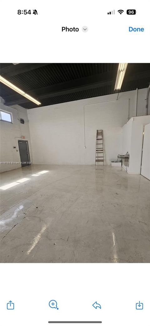 155 NE 1st Pl 171 Miami FL 33138