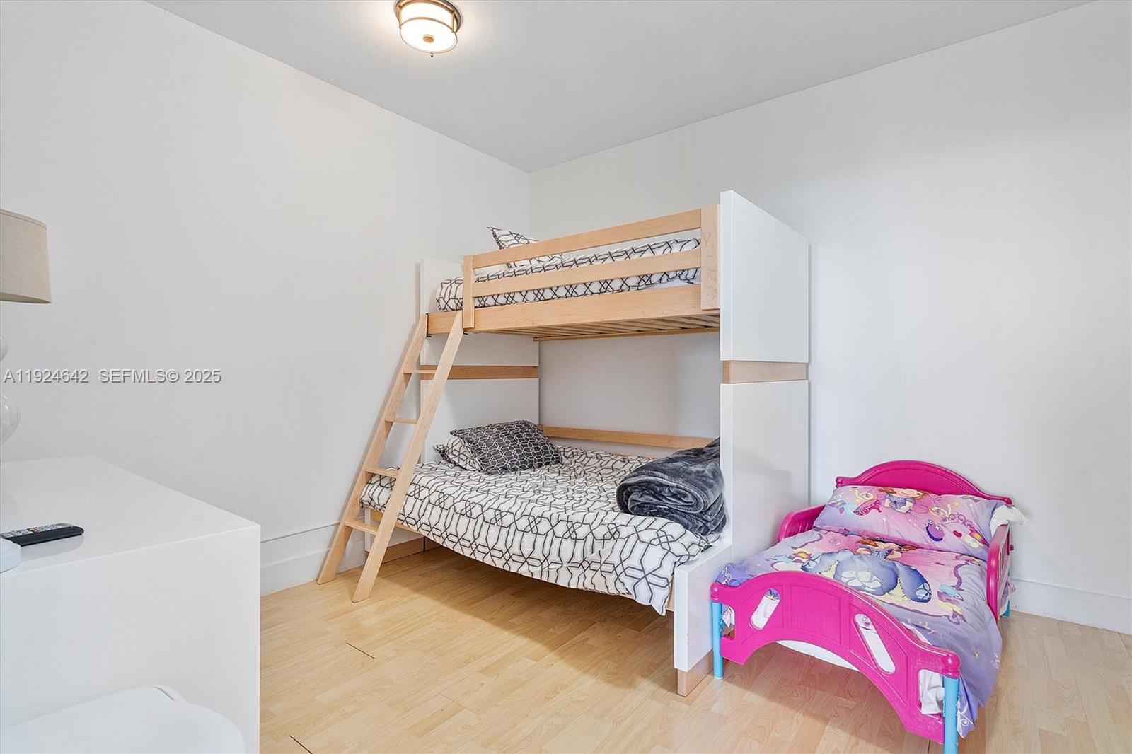 MARINA TOWER CONDO - Residential