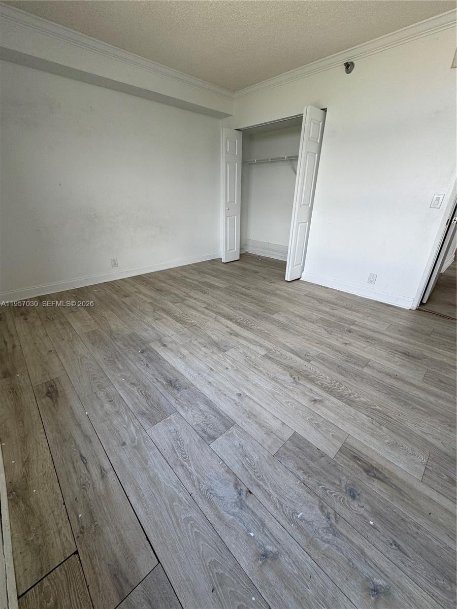 Mystic Pointe Tower 600 - Residential