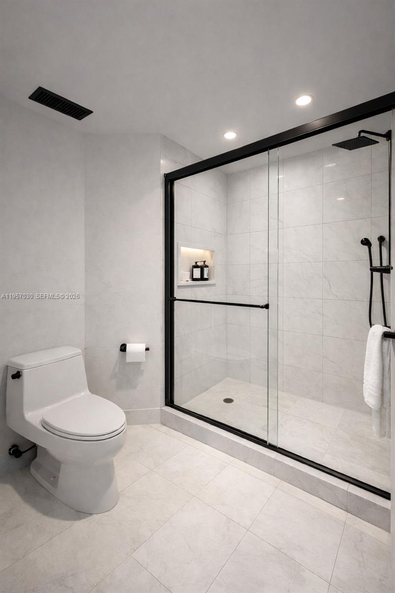 Mystic Pointe Tower 600 - Residential