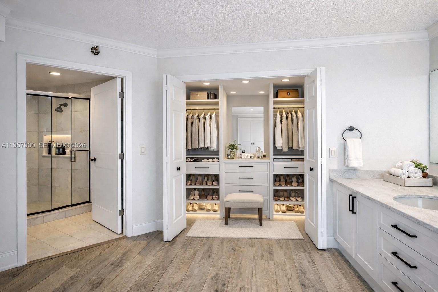 Mystic Pointe Tower 600 - Residential