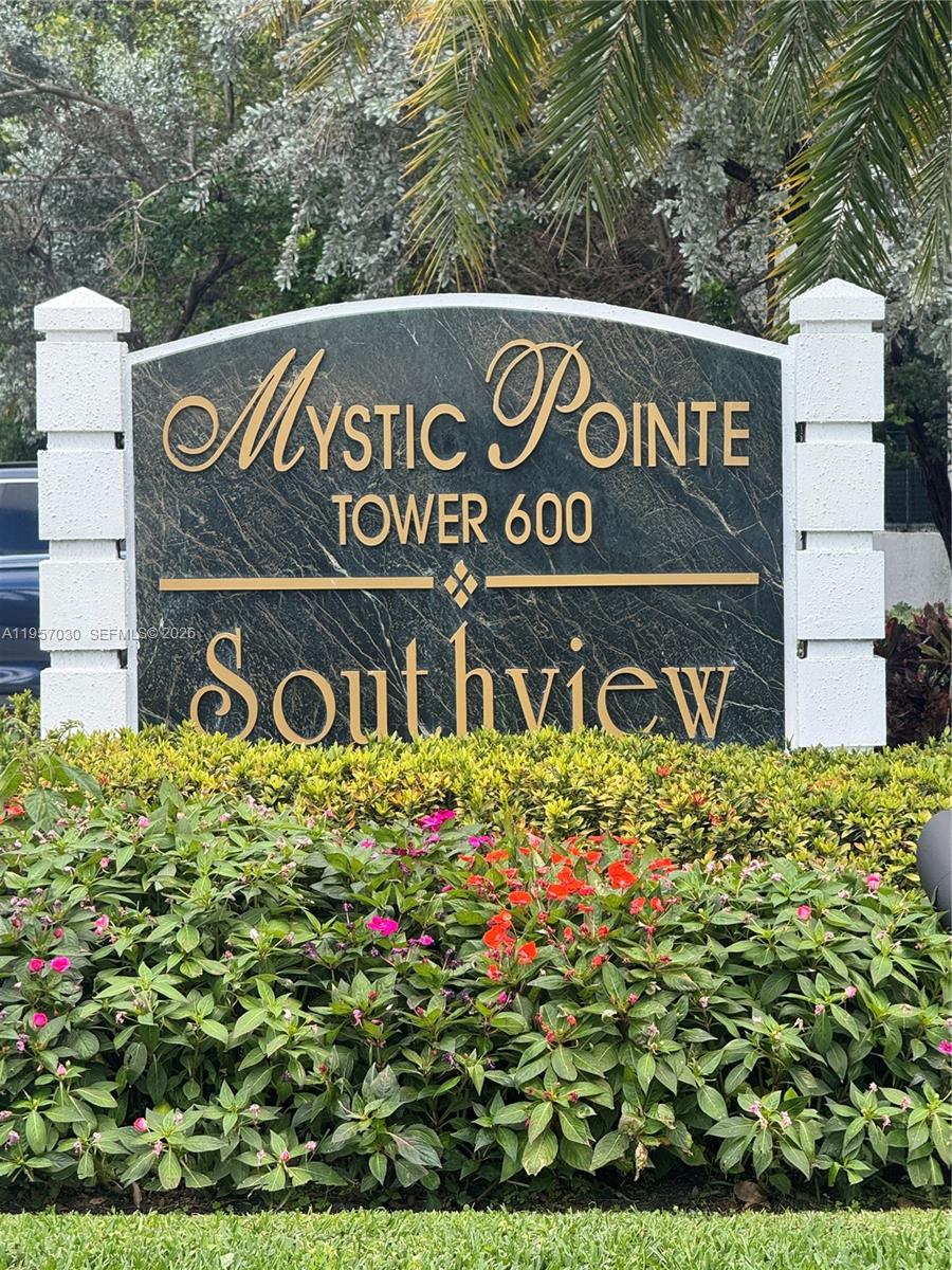 Mystic Pointe Tower 600 - Residential
