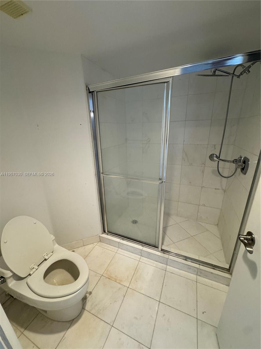 Mystic Pointe Tower 600 - Residential