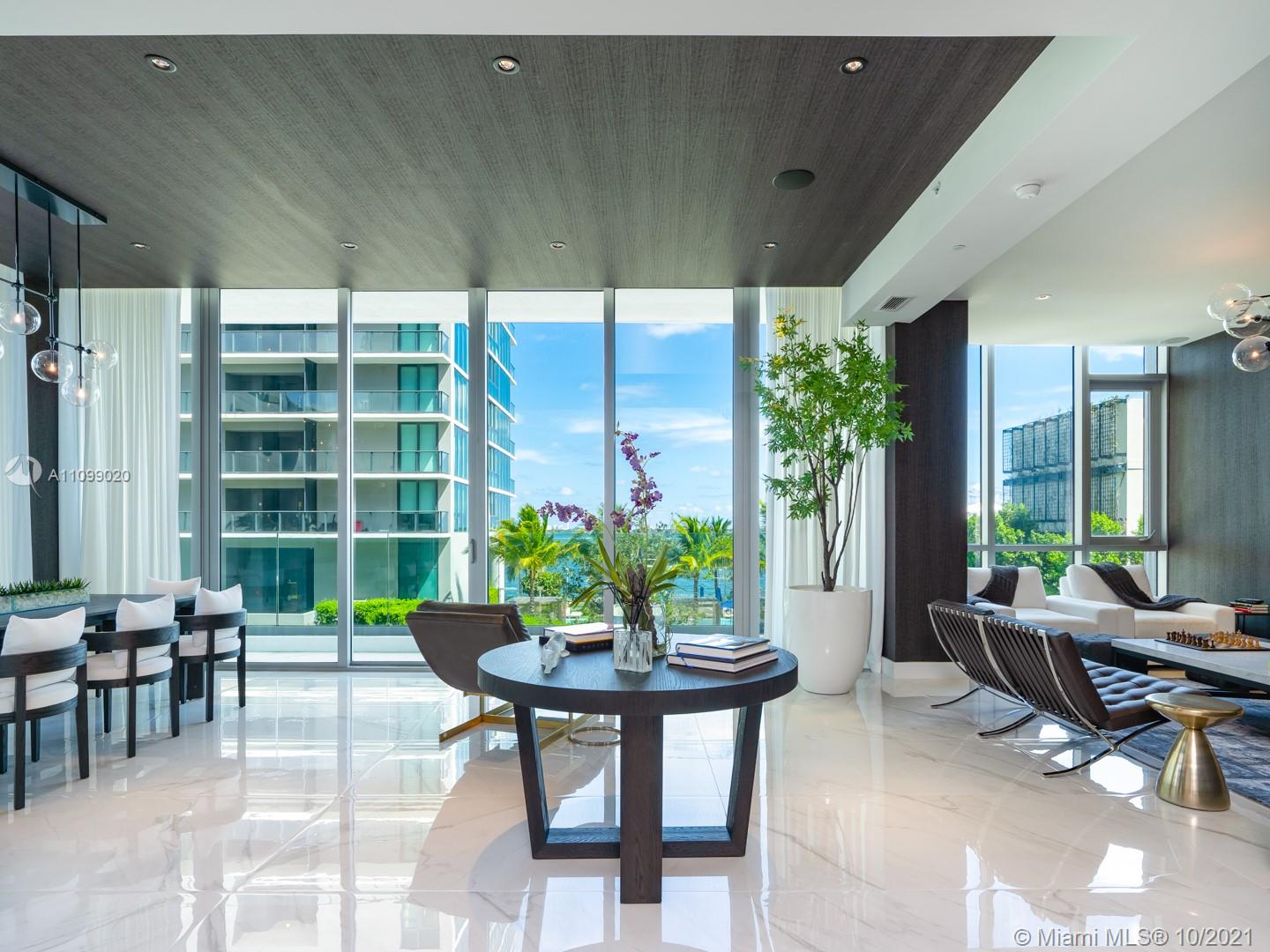PARAISO BAY CONDO - Residential