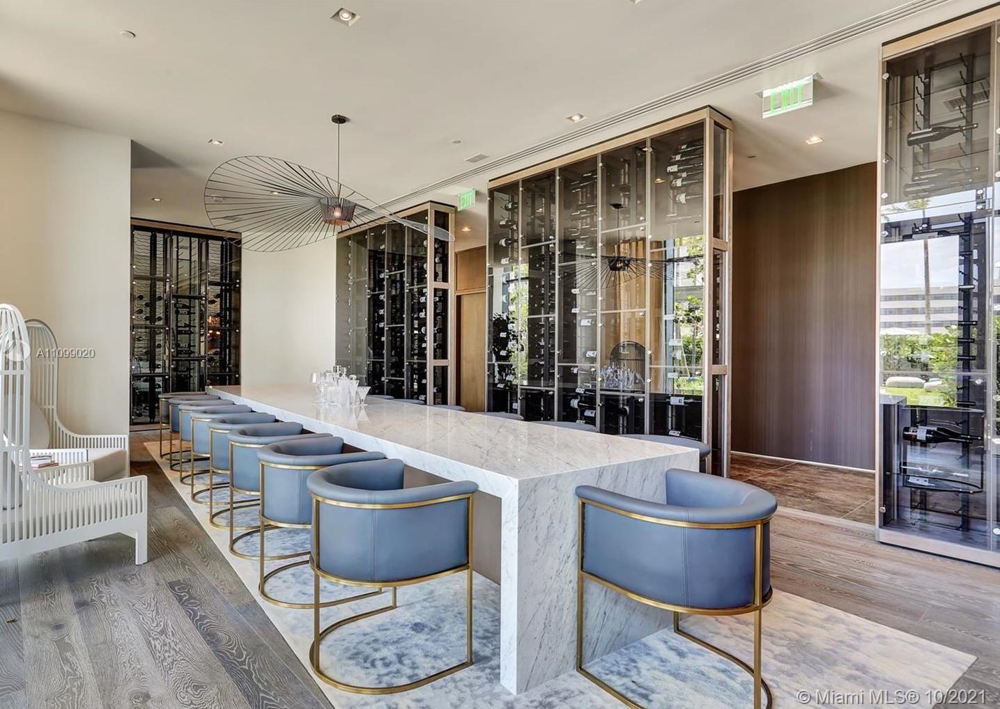 PARAISO BAY CONDO - Residential