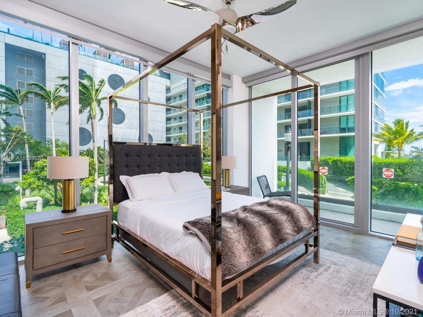 PARAISO BAY CONDO - Residential