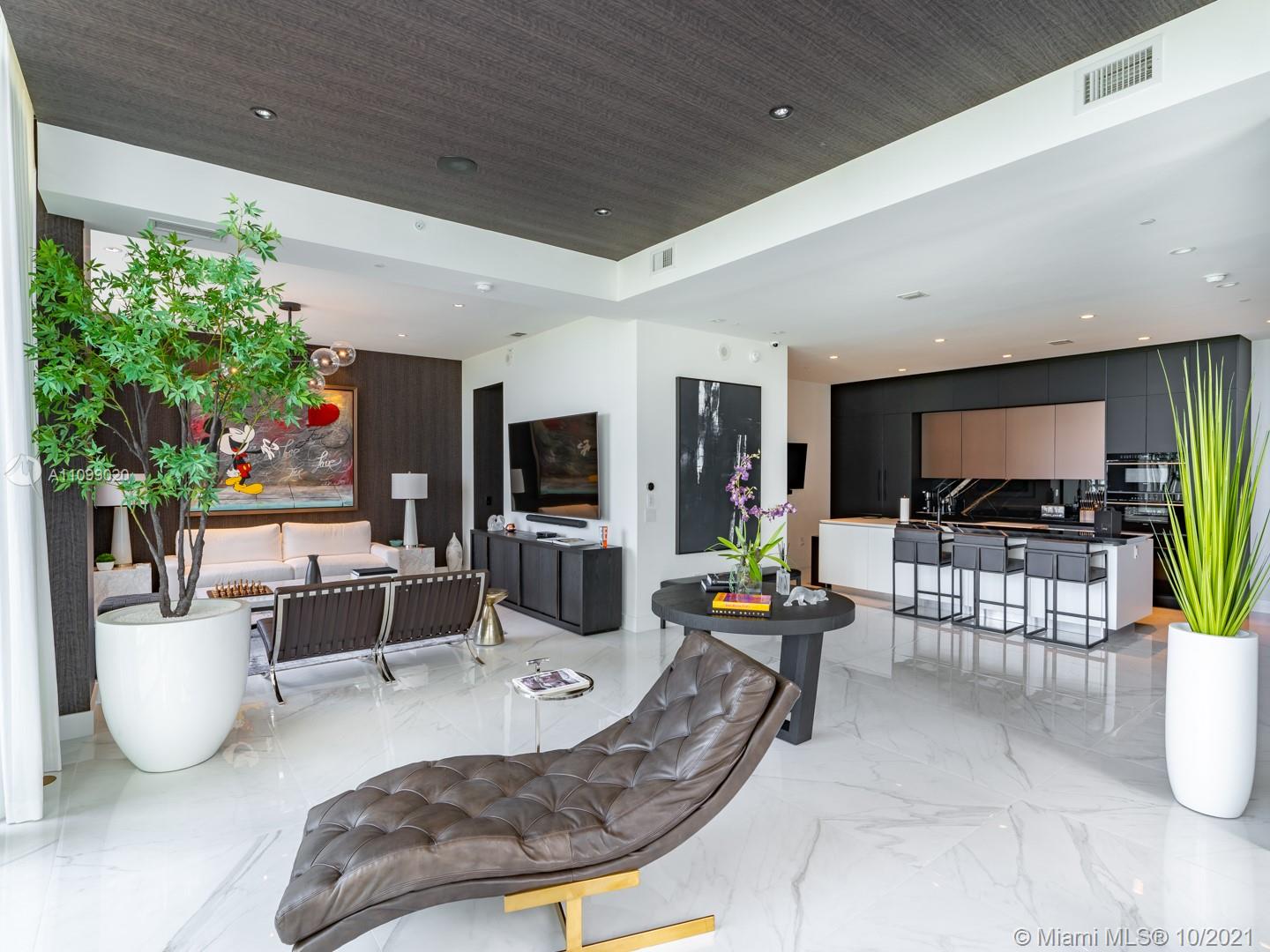 PARAISO BAY CONDO - Residential