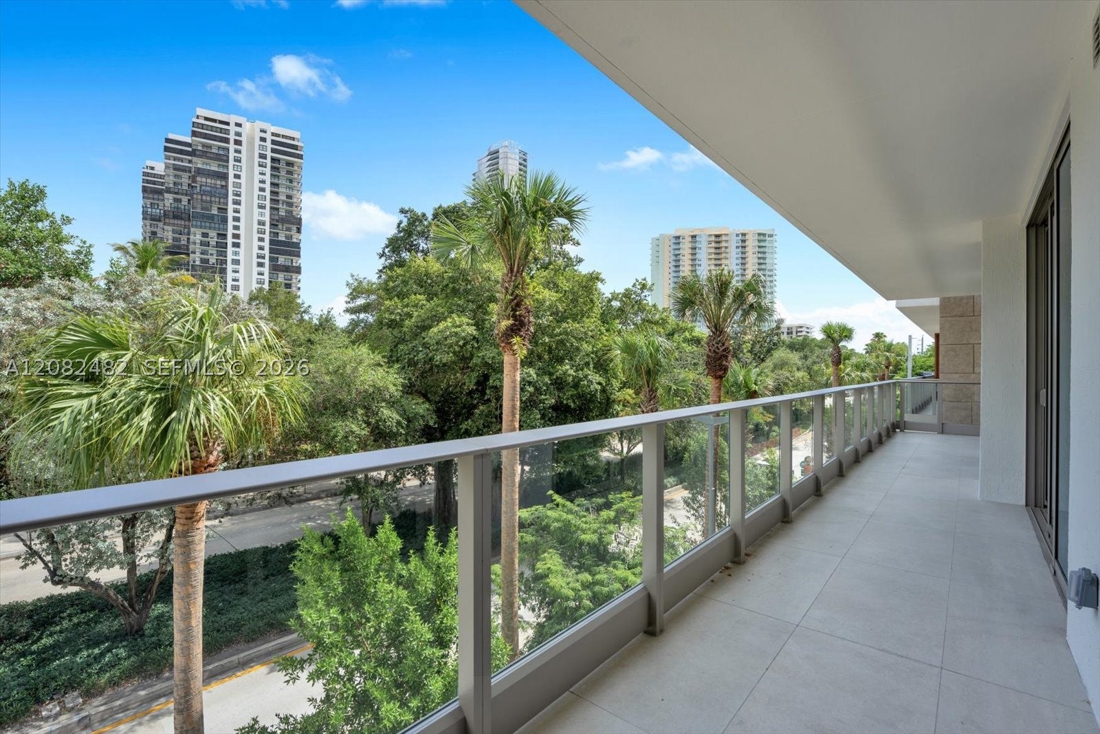2200 Brickell Ave 202
