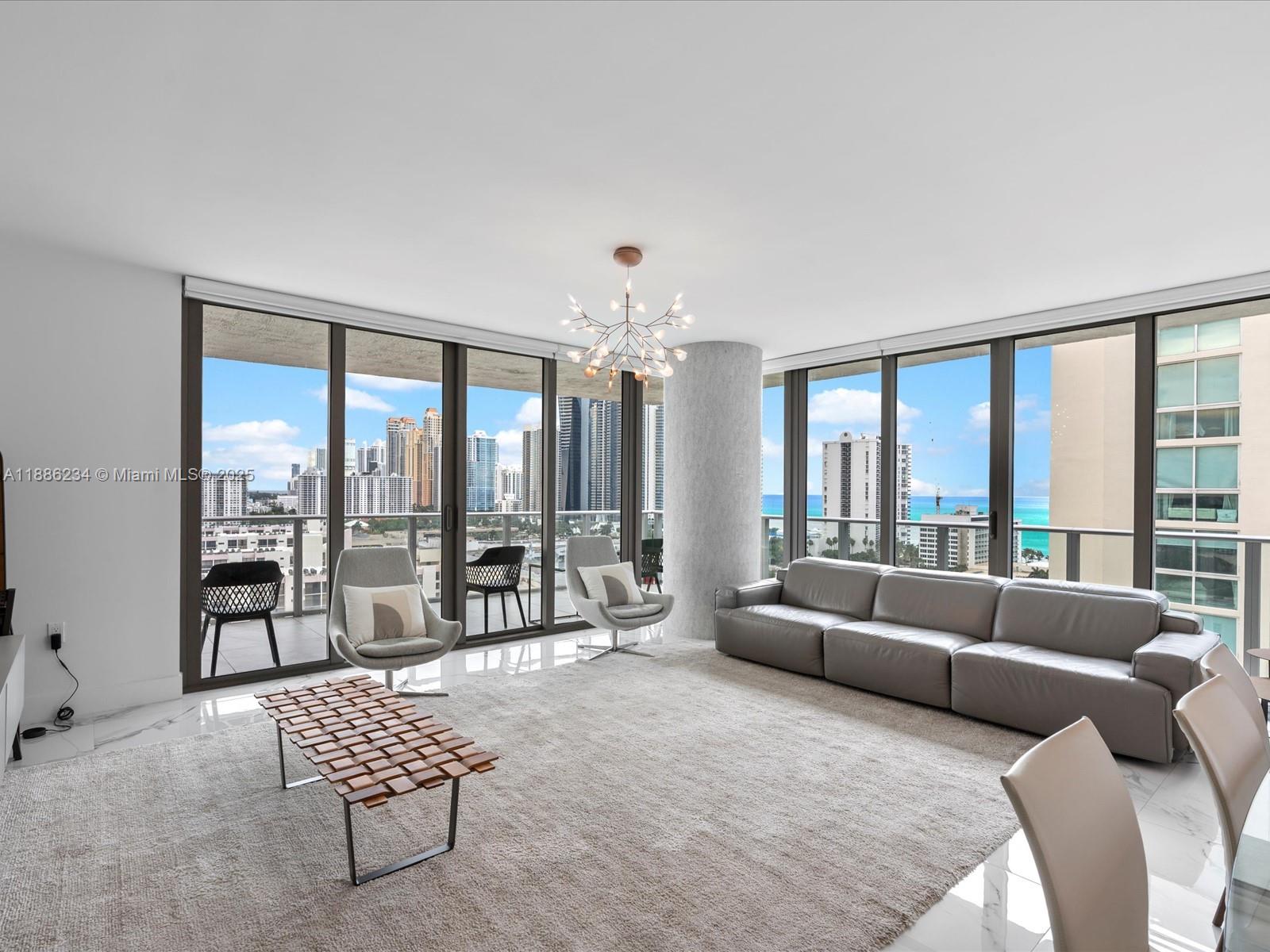 PARQUE TOWERS CONDO - Residential