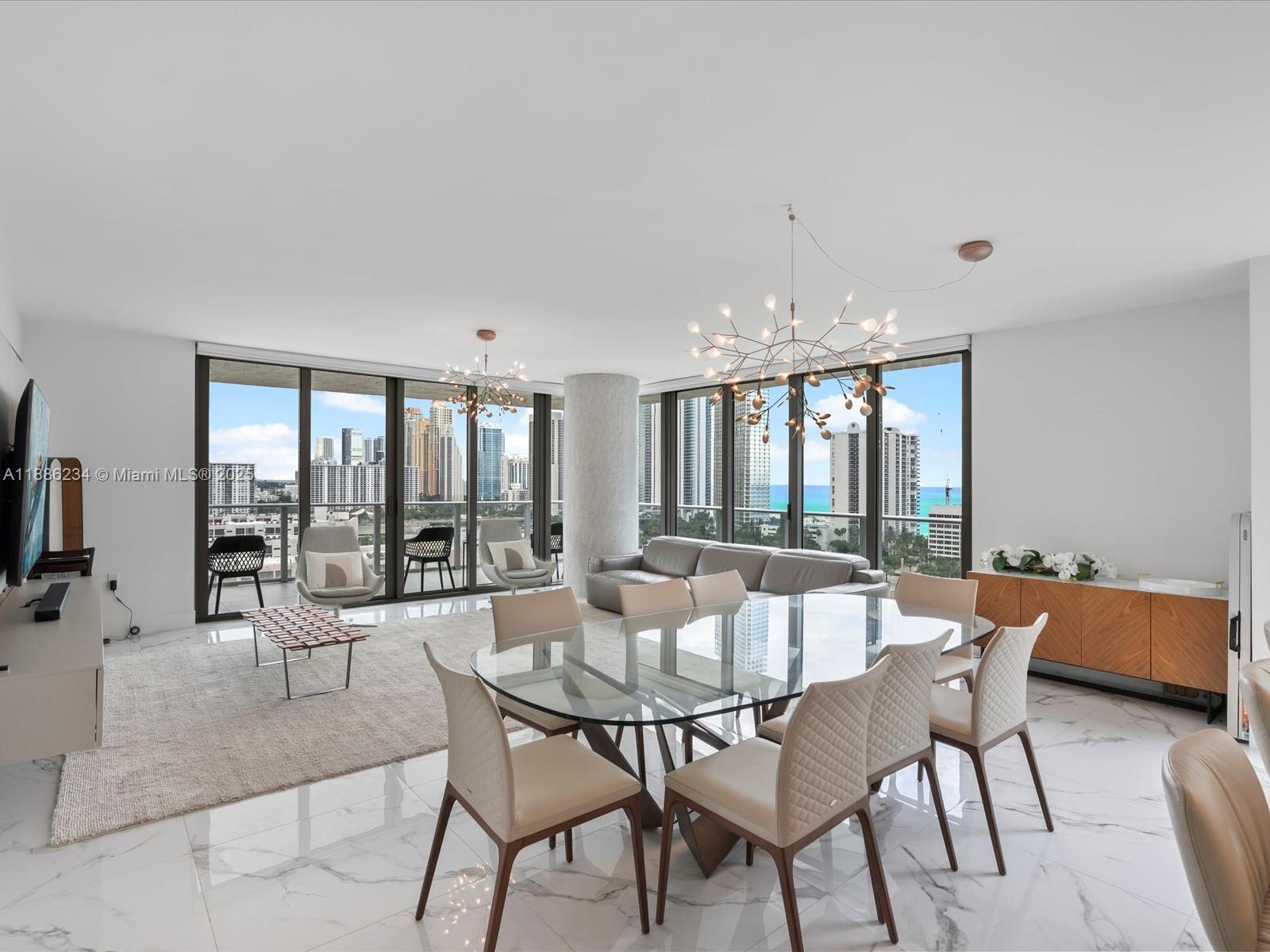 PARQUE TOWERS CONDO - Residential