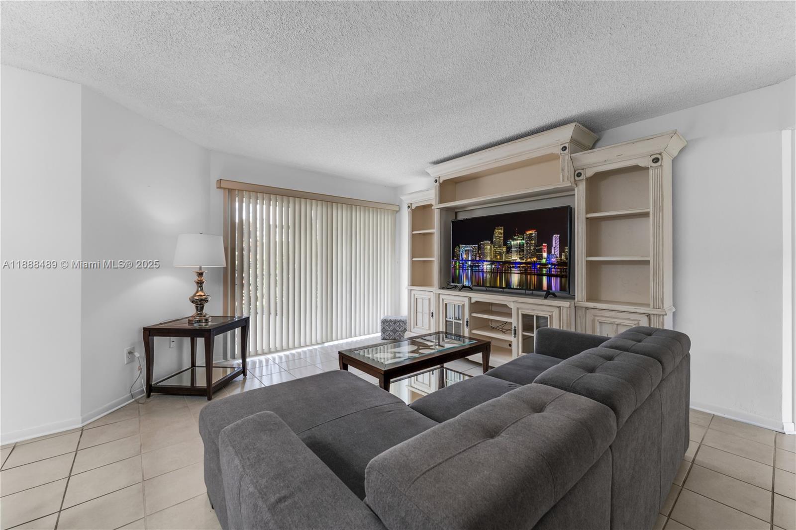 KEYS GATE CONDO NO SEVEN - Residential