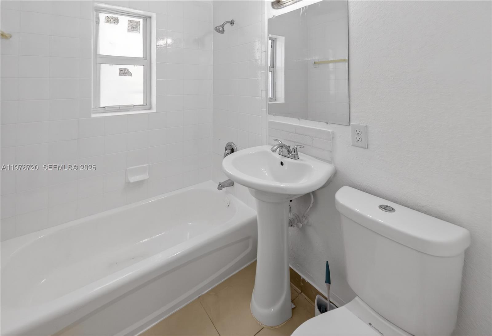 SUNSET PALM VILLAS CONDO - Residential