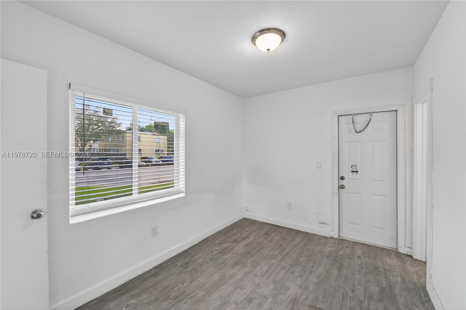 SUNSET PALM VILLAS CONDO - Residential