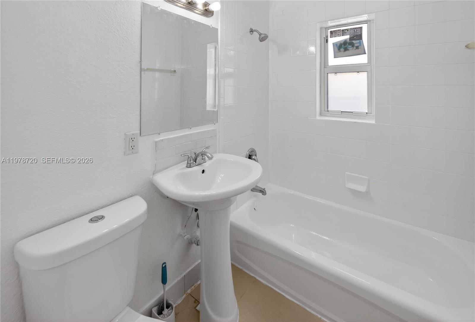 SUNSET PALM VILLAS CONDO - Residential