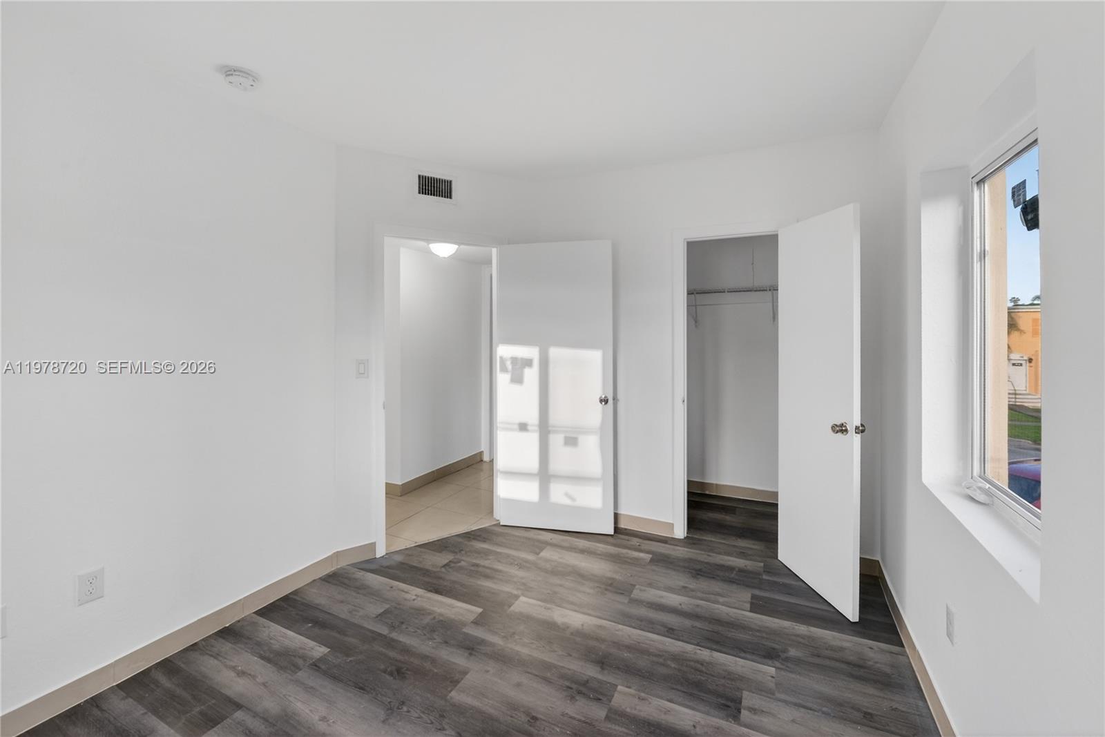 SUNSET PALM VILLAS CONDO - Residential